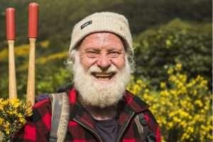 Read more about the article Hugh Wilson documentary – Watch for FREE the Incredible Fools & Dreamers full documentary here!